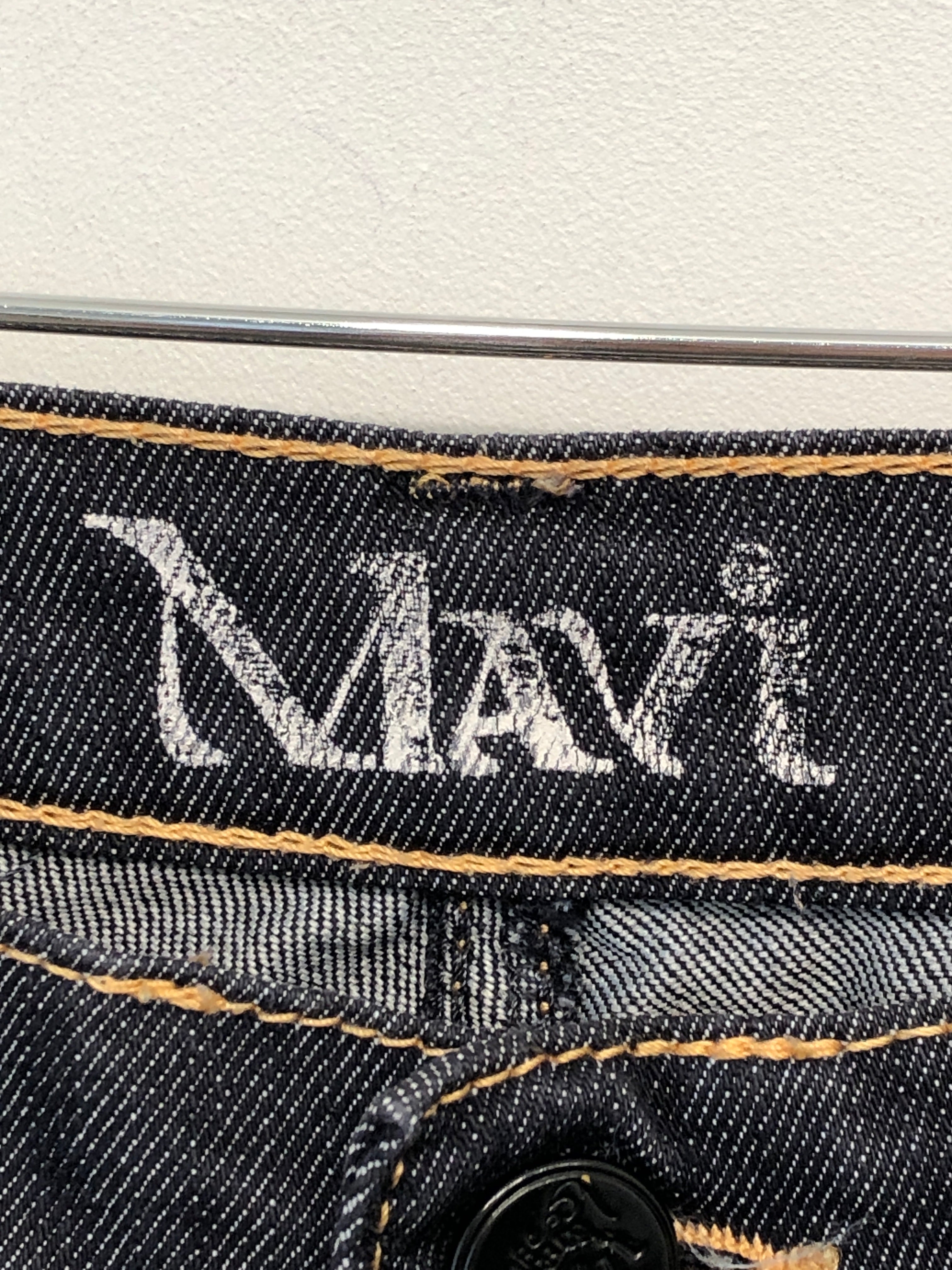 Mavi Bukser